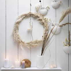 Depot Vase Avec Fleurs Sechees New